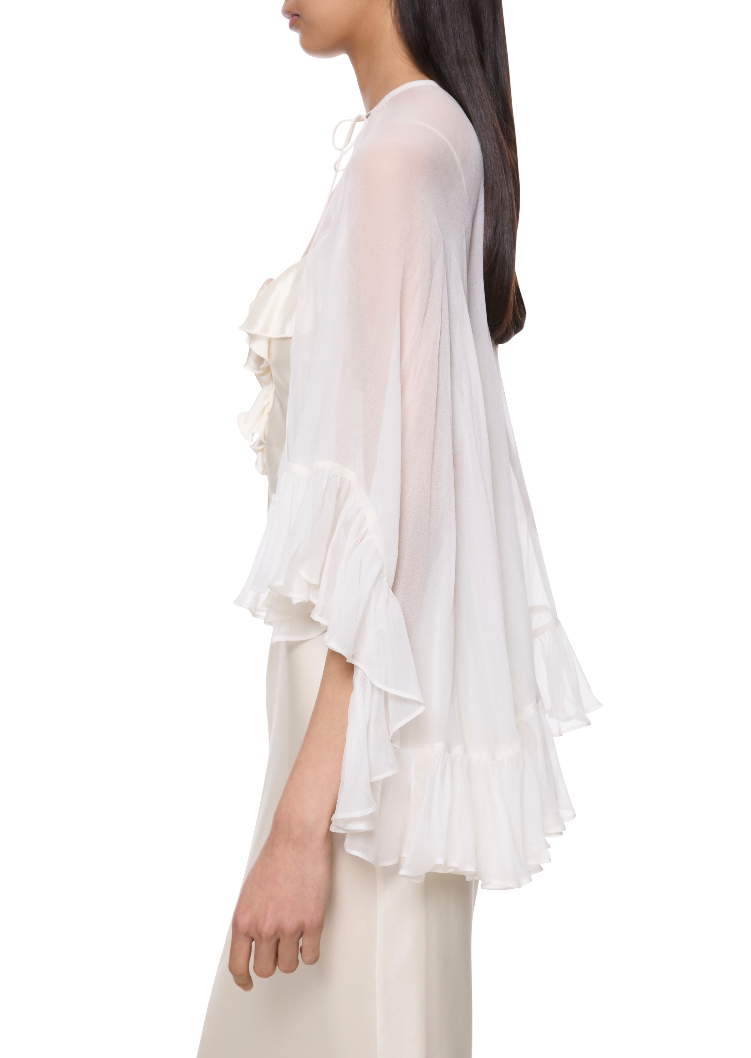 Precioso Cape in Ivory Silk Chiffon